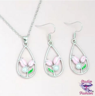 Tulip Pearl Waterdrop Set