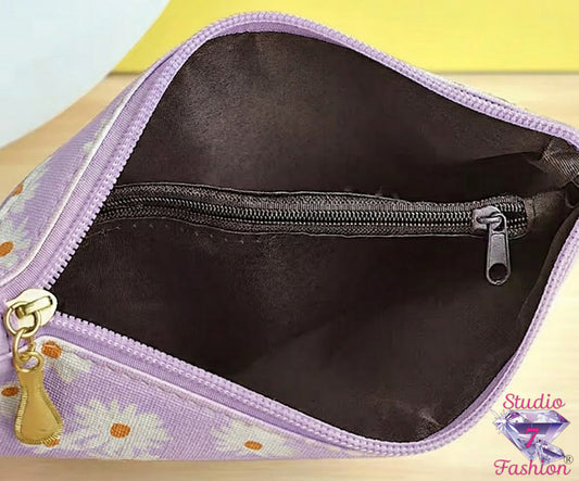 Daisy Dreams Wristlet Purple