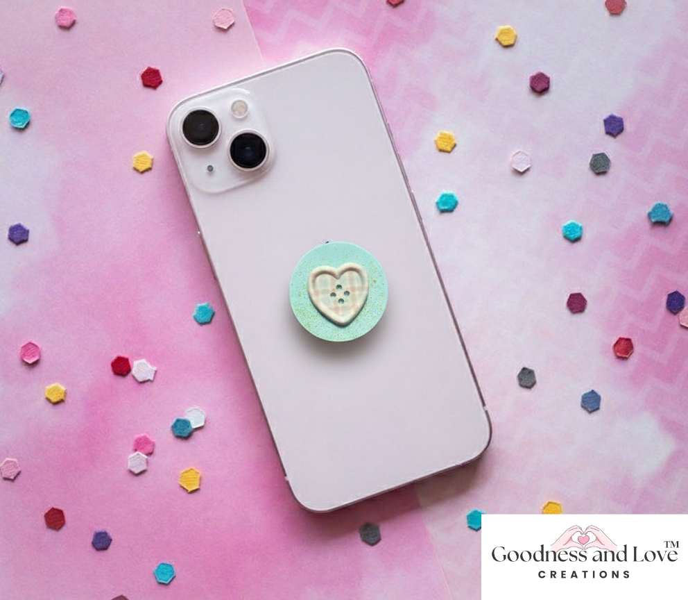 Minty Love Button Phone Grip