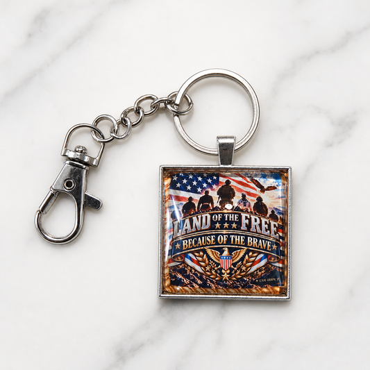 keychain, patriotic keychain, USA keychain, American flag, military tribute, patriotic gift, Fourth of July, Memorial Day, Veterans Day, Studio7Fashion exclusive,Studio7Fashion