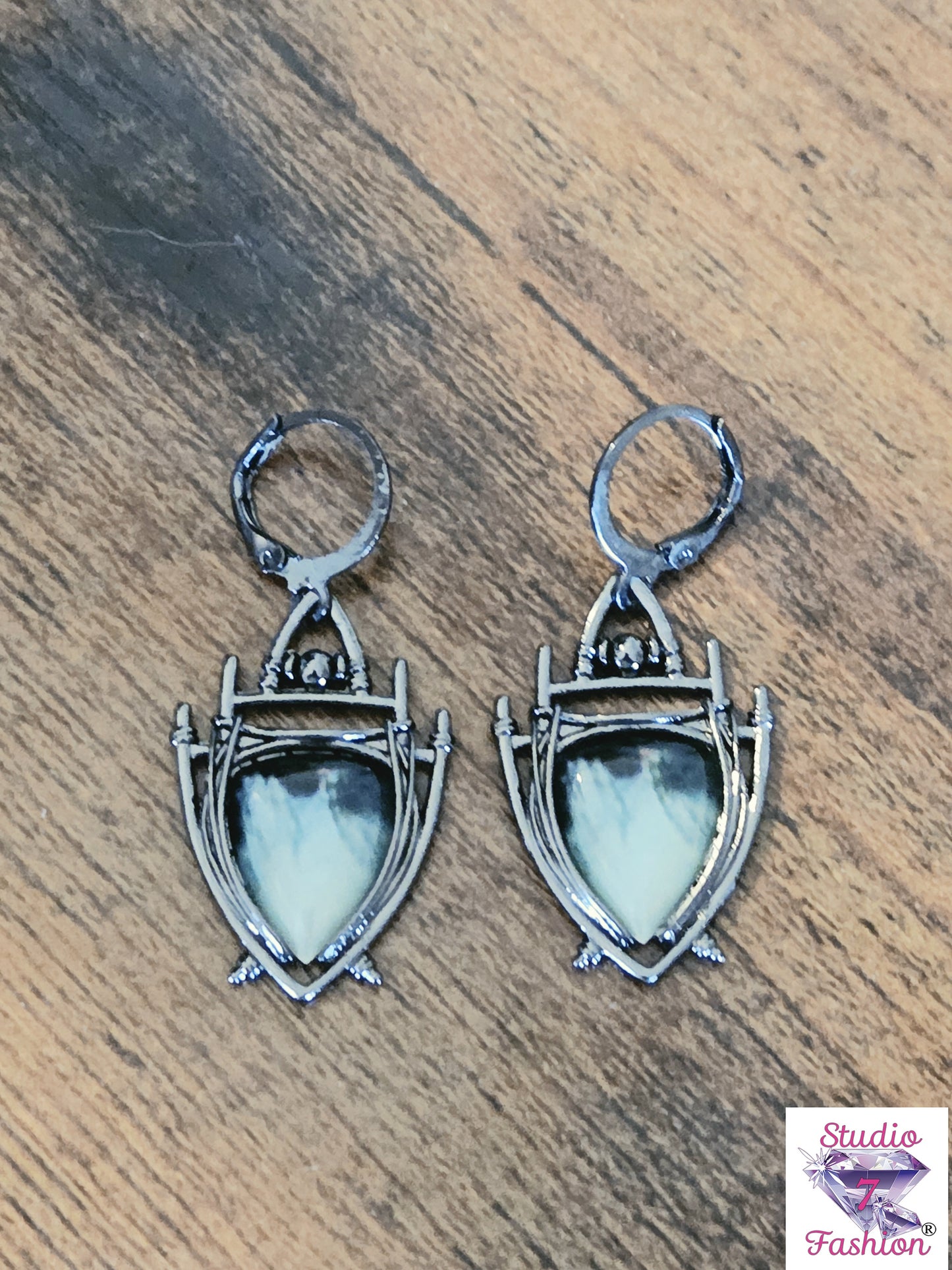 Nocturnal Crest Earrings Green