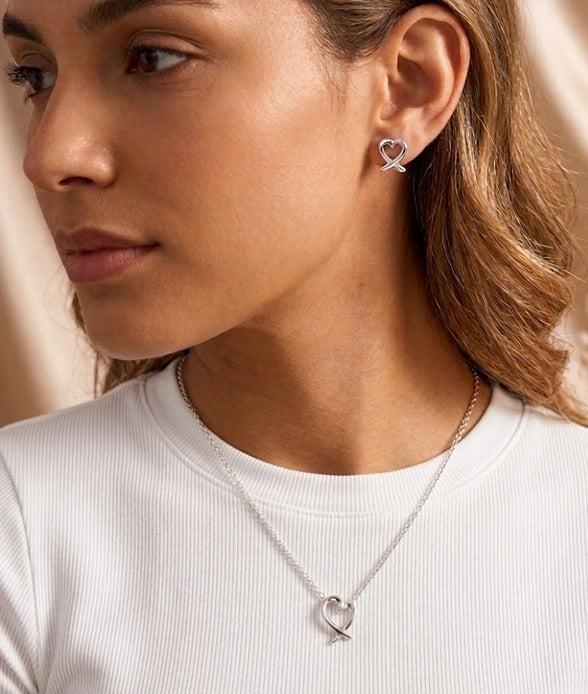 Stylized Heart Necklace Earring Set