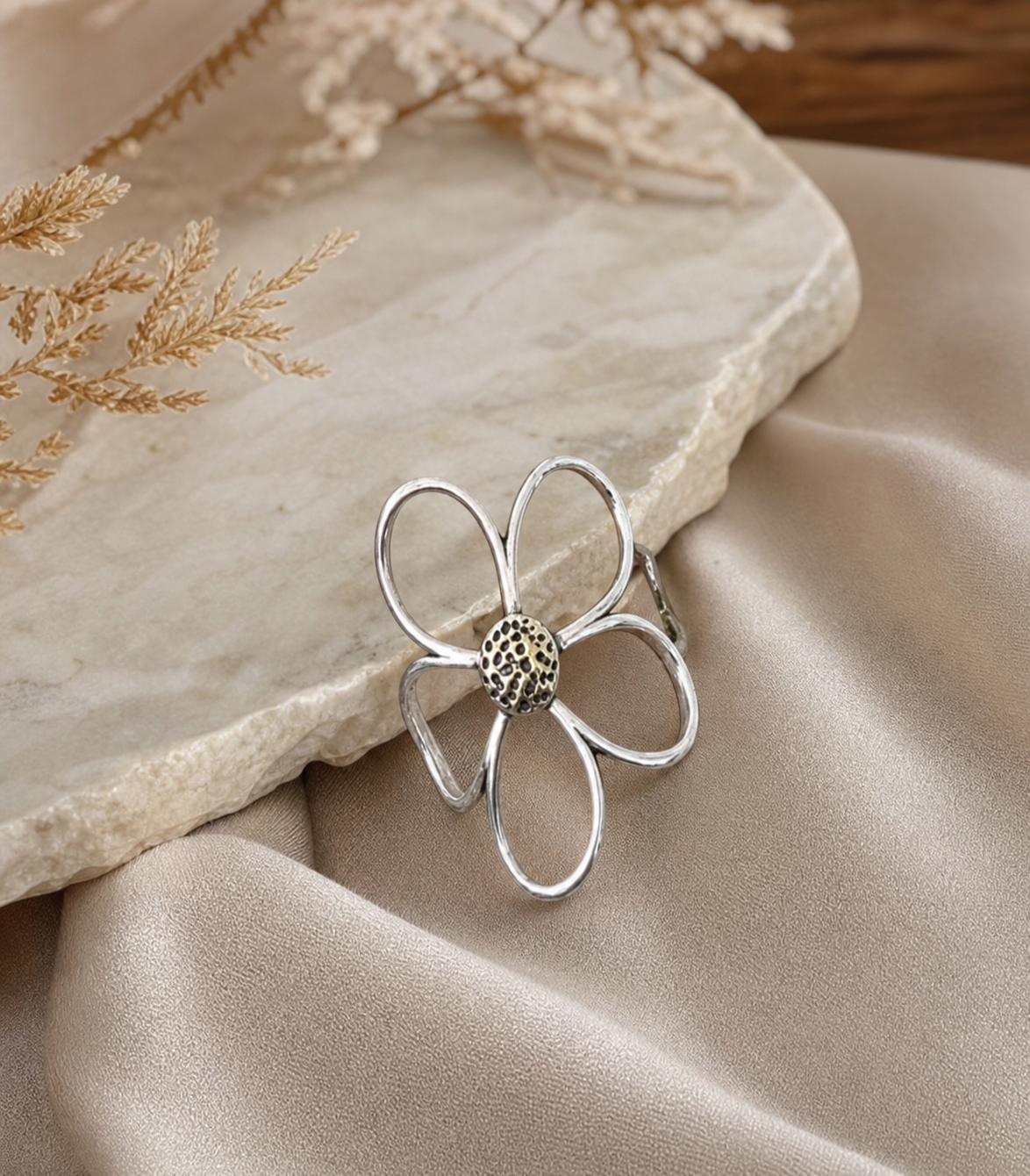 Silver-Tone Spotted Center Flower Ring,Studio7Fashion