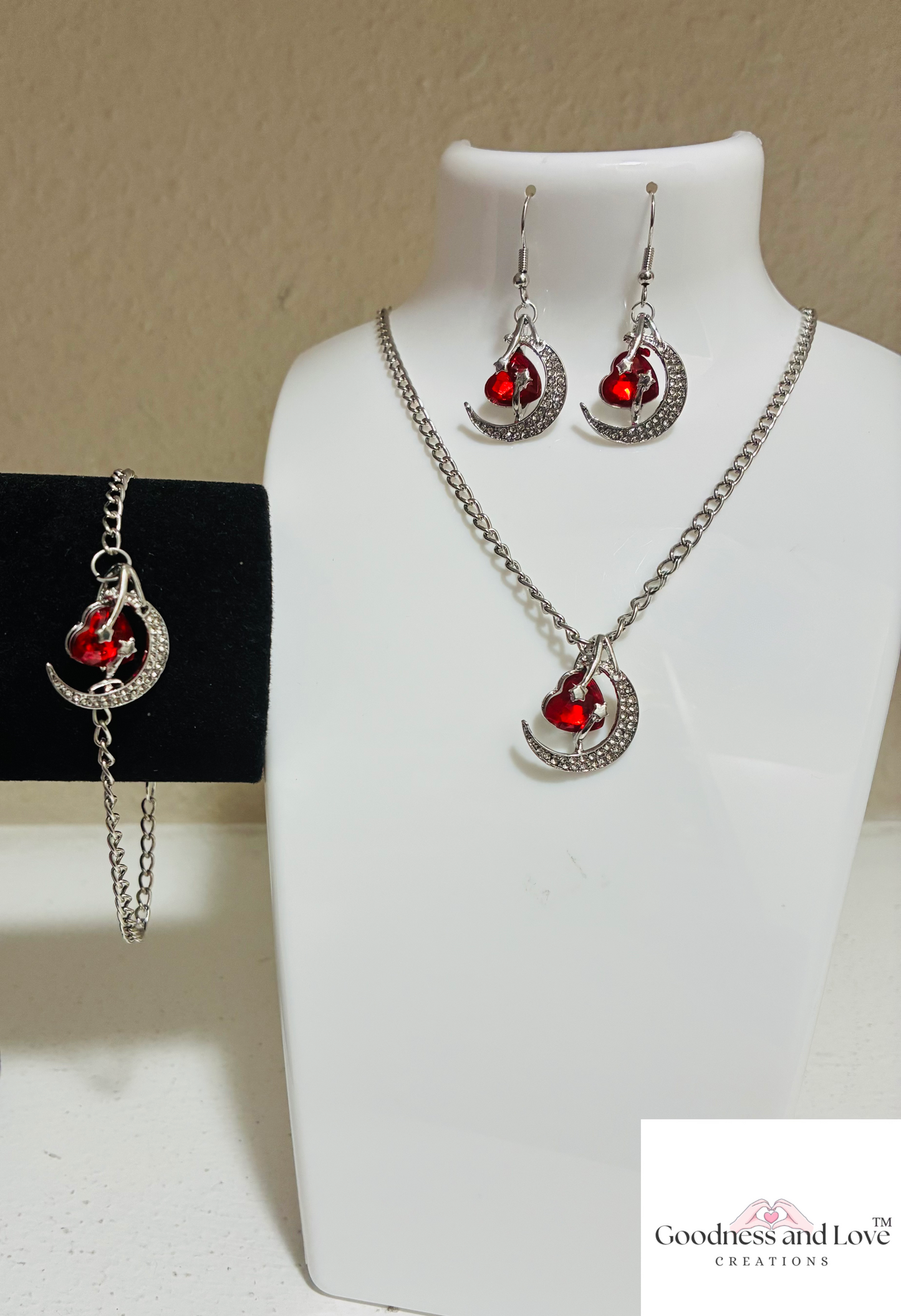 Scarlet Moon & Heart Set