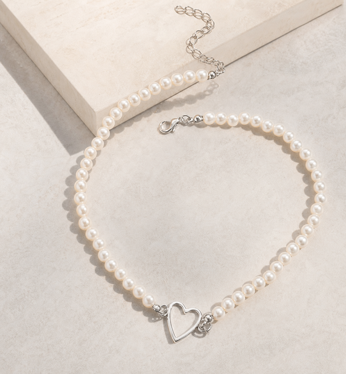 necklace, beaded necklace, heart necklace, white necklace, silver-tone jewelry, romantic jewelry, gift for her, everyday necklace,Studio7Fashion