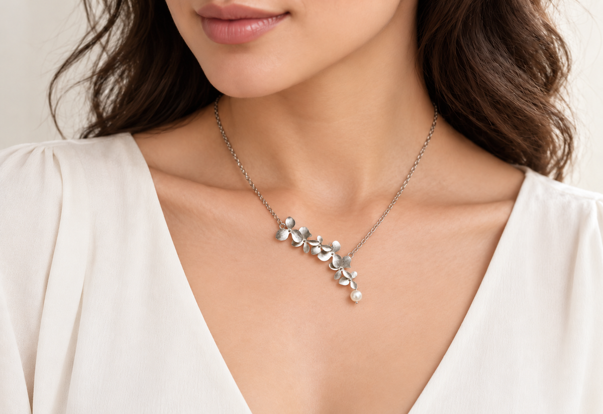 Silver Dangle Floral Necklace